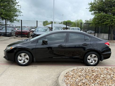 Used 2015 Honda Civic LX image 2