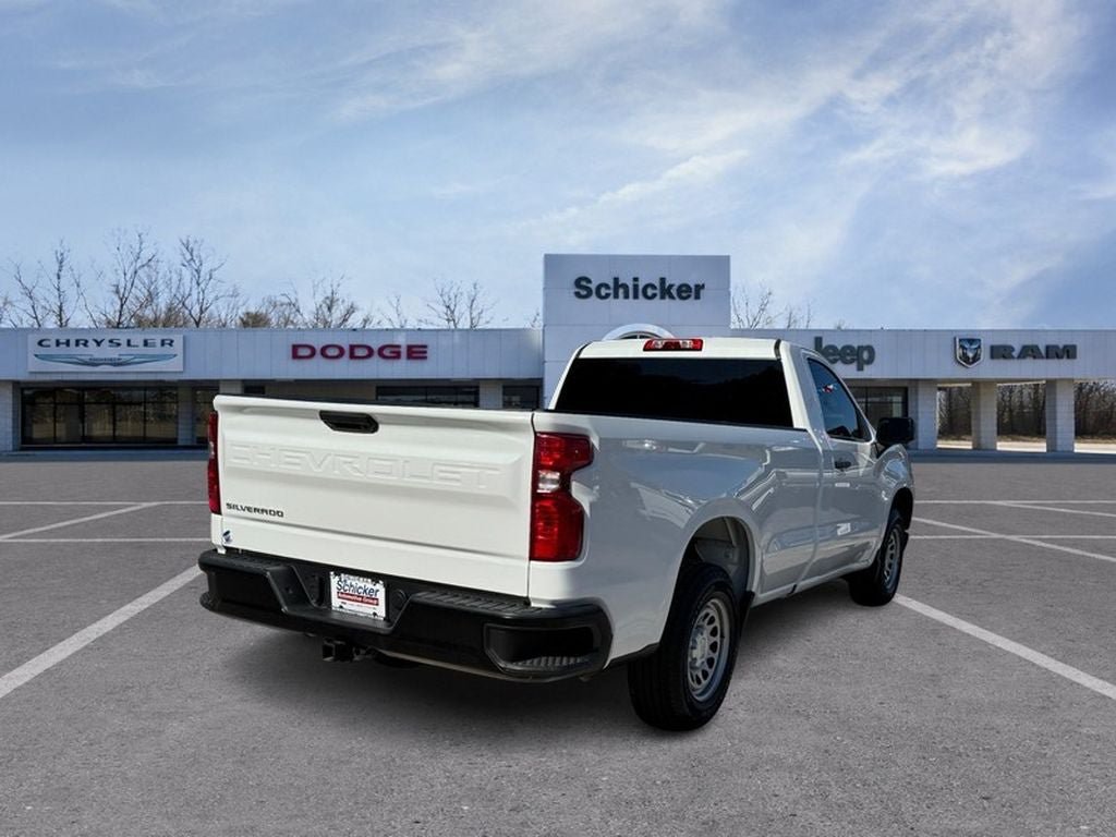 Used 2023 Chevrolet Silverado 1500 W/T w/ WT Value Package RWD image 3