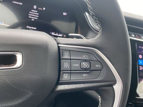 New 2026 Jeep Grand Cherokee L 4WD image 29