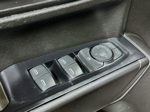 Used 2019 Chevrolet Silverado 1500 Custom Trail Boss image 18