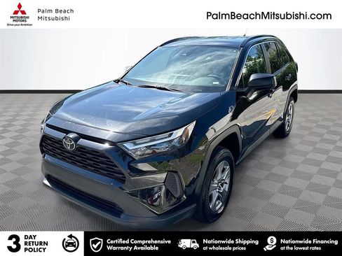 Used 2025 Toyota RAV4 LE AWD/4WD image 1