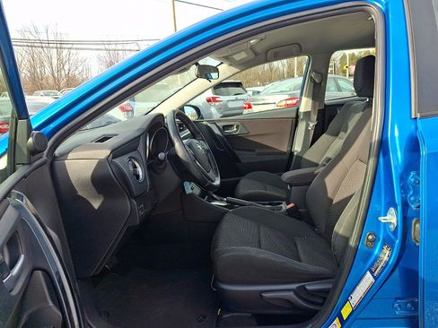 Used 2018 Toyota Corolla iM w/ Carpet Mat Package (TMS) image 13