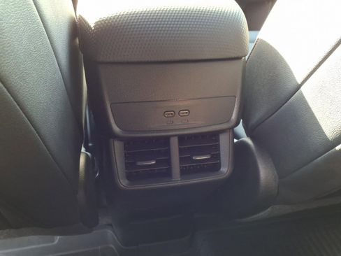 Certified 2025 Chevrolet Equinox RS image 17