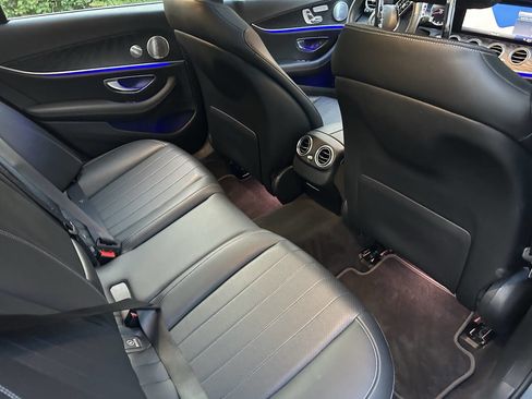 Used 2020 Mercedes-Benz E 350 4MATIC Sedan w/ Parking Assistance Package image 42