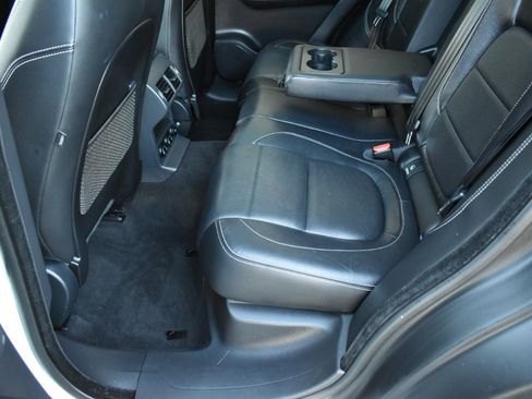 Used 2018 Jaguar F-PACE S image 26