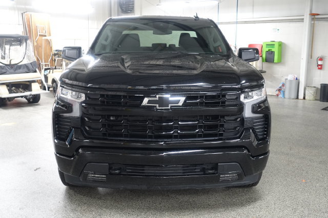 Used 2026 Chevrolet Silverado 1500 RST AWD/4WD image 2