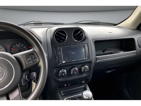 Used 2013 Jeep Patriot Sport w/ PWR Value Group AWD/4WD image 7