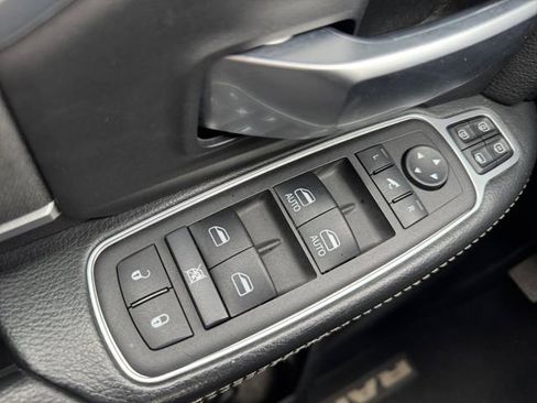 Used 2024 RAM 3500 Big Horn image 5