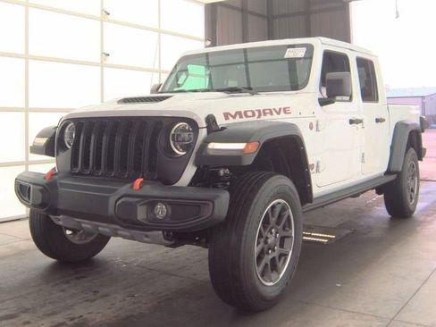 Used 2021 Jeep Gladiator Mojave image 1