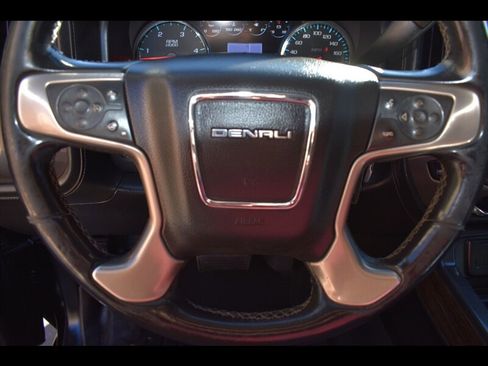 Used 2018 GMC Sierra 3500 Denali image 13