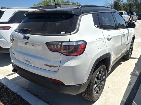 Certified 2019 Jeep Compass Trailhawk image 4