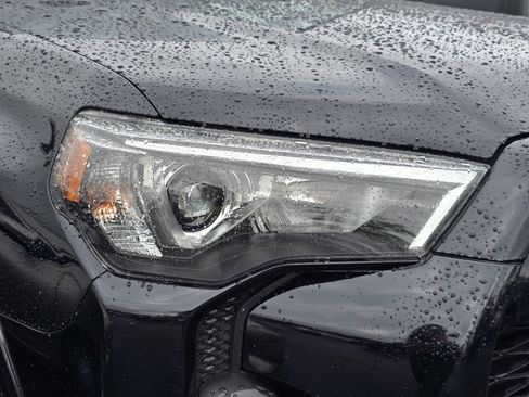 Certified 2023 Toyota 4Runner SR5 Premium w/ Moonroof Package AWD/4WD image 13