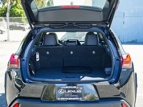 New 2026 Lexus UX 300h FWD image 25