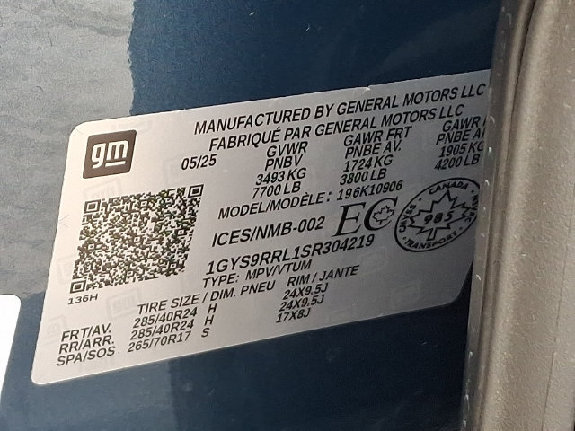 Used 2025 Cadillac Escalade ESV Sport Platinum w/ LPO, ONYX Package AWD/4WD image 30