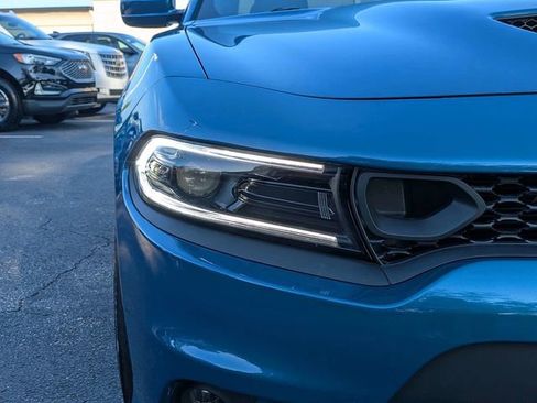 Used 2022 Dodge Charger Scat Pack w/ Plus Group RWD image 9