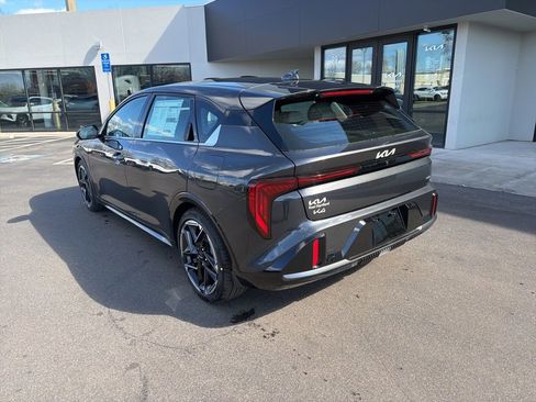 New 2026 Kia K4 GT-Line image 8