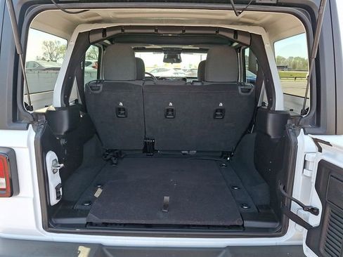 Used 2025 Jeep Wrangler Unlimited Sport AWD/4WD image 29
