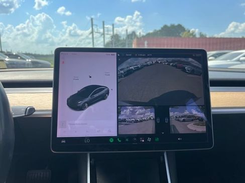 Used 2019 Tesla Model 3 Long Range RWD image 26