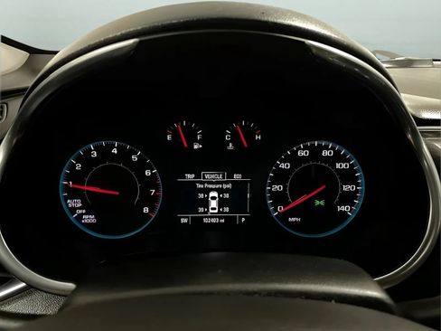 Used 2021 Chevrolet Malibu LT FWD image 18