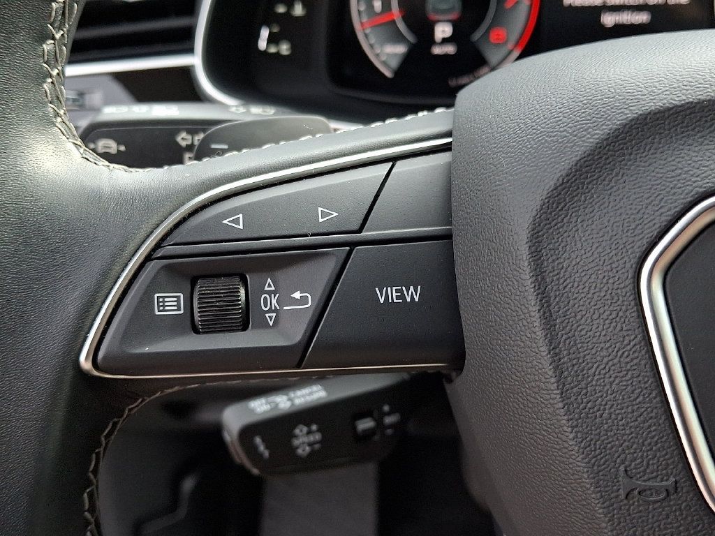 Certified 2025 Audi Q8 Premium Plus w/ Premium Plus Package AWD/4WD image 22