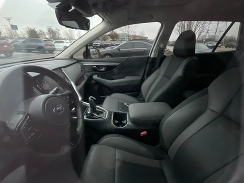 Certified 2025 Subaru Outback Onyx Edition image 36