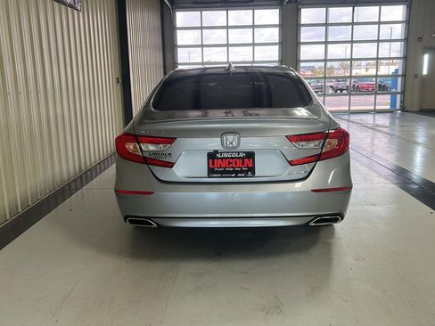 Used 2019 Honda Accord Sport image 8