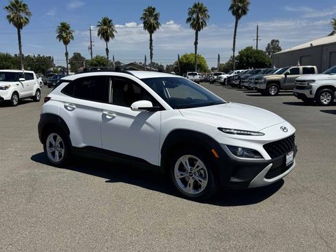 Used 2022 Hyundai Kona SEL AWD/4WD image 12