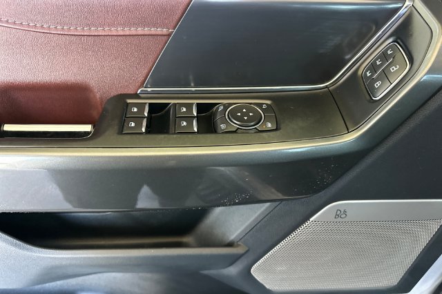 Used 2022 Ford F150 Lariat AWD/4WD image 10