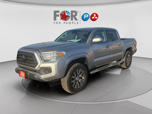 Used 2021 Toyota Tacoma SR AWD/4WD image 7