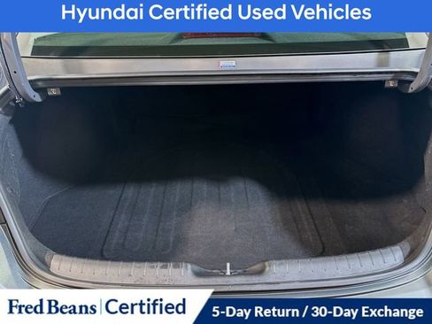 Certified 2024 Hyundai Elantra SEL image 12