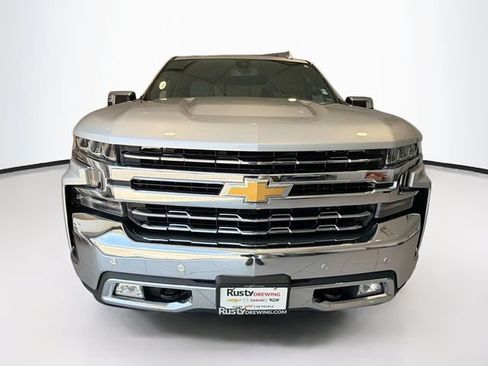 Used 2019 Chevrolet Silverado 1500 LTZ w/ LTZ Premium Package AWD/4WD image 2