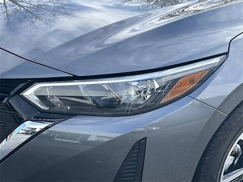 Certified 2025 Nissan Sentra SV image 27