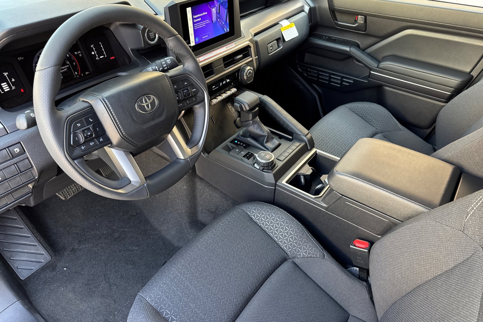 New 2026 Toyota 4Runner SR5 AWD/4WD image 9