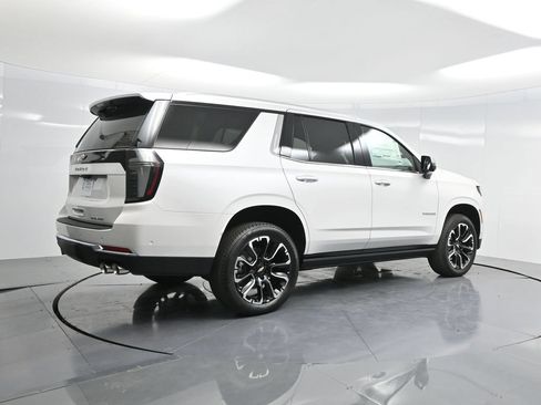 New 2025 Chevrolet Tahoe Premier AWD/4WD image 31