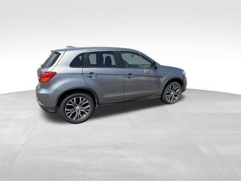 Used 2018 Mitsubishi Outlander Sport SE FWD image 7