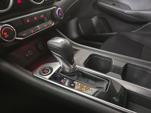 Used 2020 Nissan Sentra S image 22