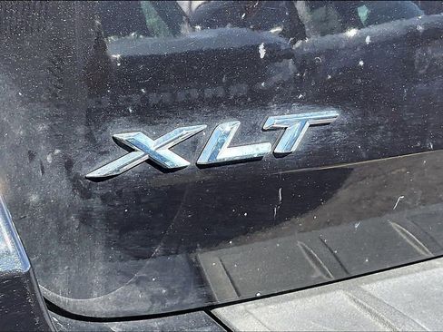 Certified 2022 Ford Explorer XLT w/ Class IV Trailer Tow Package image 30