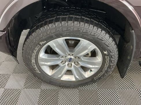 Used 2020 Ford F150 Platinum w/ Technology Package AWD/4WD image 32