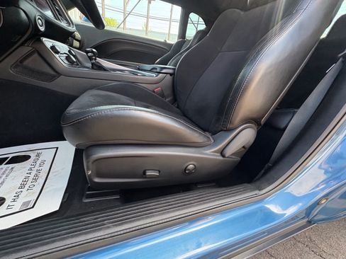 Used 2022 Dodge Challenger GT w/ Plus Package RWD image 33