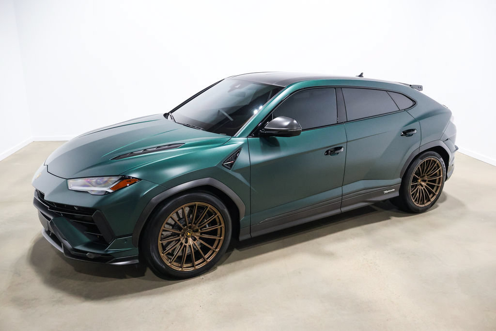 Used 2024 Lamborghini Urus Performante AWD/4WD image 12
