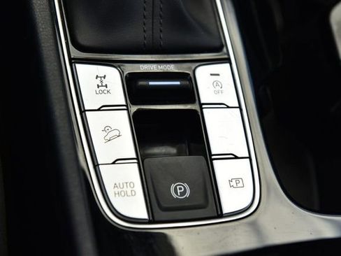 Used 2025 Hyundai Tucson SEL AWD/4WD image 17