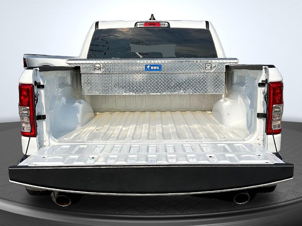Used 2024 RAM 1500 Big Horn AWD/4WD image 9
