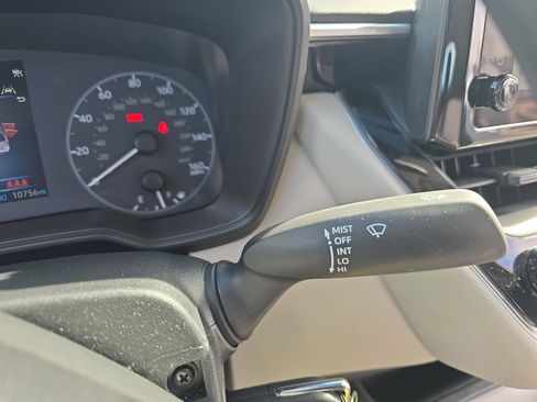 Certified 2024 Toyota Corolla LE image 25