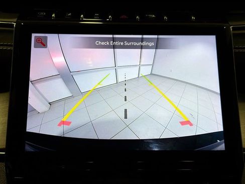 Used 2023 Jeep Grand Cherokee L Overland image 12