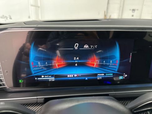 New 2026 Mercedes-Benz GLE 63 AMG S image 12