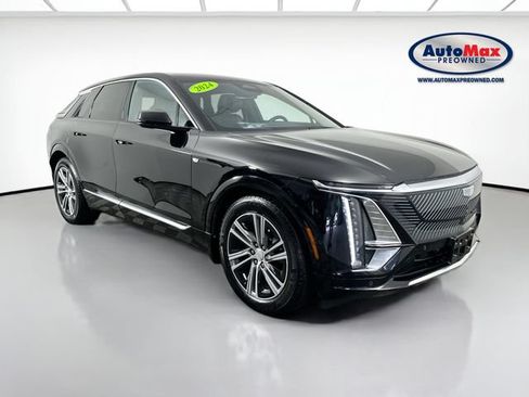 Used 2024 Cadillac Lyriq Luxury AWD/4WD image 1