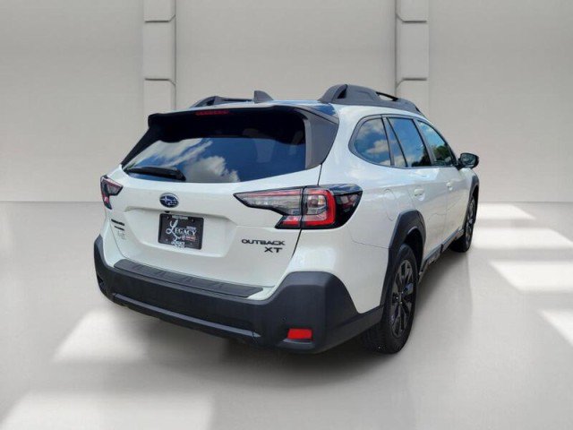 Used 2024 Subaru Outback Onyx Edition XT AWD/4WD image 4