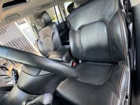 Used 2017 Nissan Armada Platinum w/ Captain Seat Package RWD image 16
