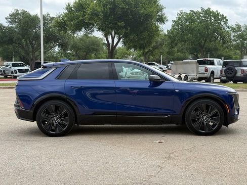 Used 2025 Cadillac Lyriq Sport w/ Nappa Leather Package image 7