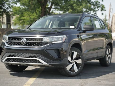 Used 2024 Volkswagen Taos S AWD/4WD image 1